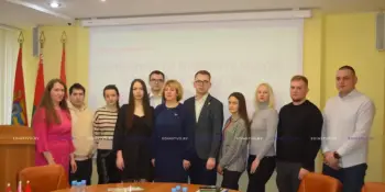 Встреча председателя Борисовского районного Совета депутатов Лилии Чеча с членами Молодежного парламента