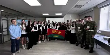 Районная торжественная церемония прощания с пионерским галстуком и вступления в ОО "БРСМ" в центре притяжения Igrow Белагропромбанка