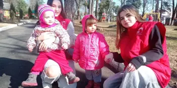 Акция волонтеров "Подари своё тепло"