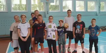 Спортивное мероприятие "Делай с нами, делай как мы, делай лучше нас"