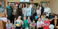 Семейный тимбилдинг "Рука в руке" в 4 "Б" классе: вместе — мы сила!