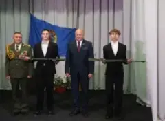 ГИМНАЗИСТЫ ПРИНЯЛИ УЧАСТИЕ В ТОРЖЕСТВЕННОМ СОБРАНИИ, ПОСВЯЩЕННОМ ЮБИЛЕЮ БОРИСОВСКОЙ ООС ДОСААФ