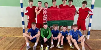 Товарищеская встреча по футболу "Взлет чемпионов"