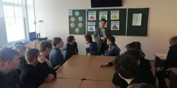 Профилактическое занятие "Дорога к приятному общению. Профилактика буллинга"